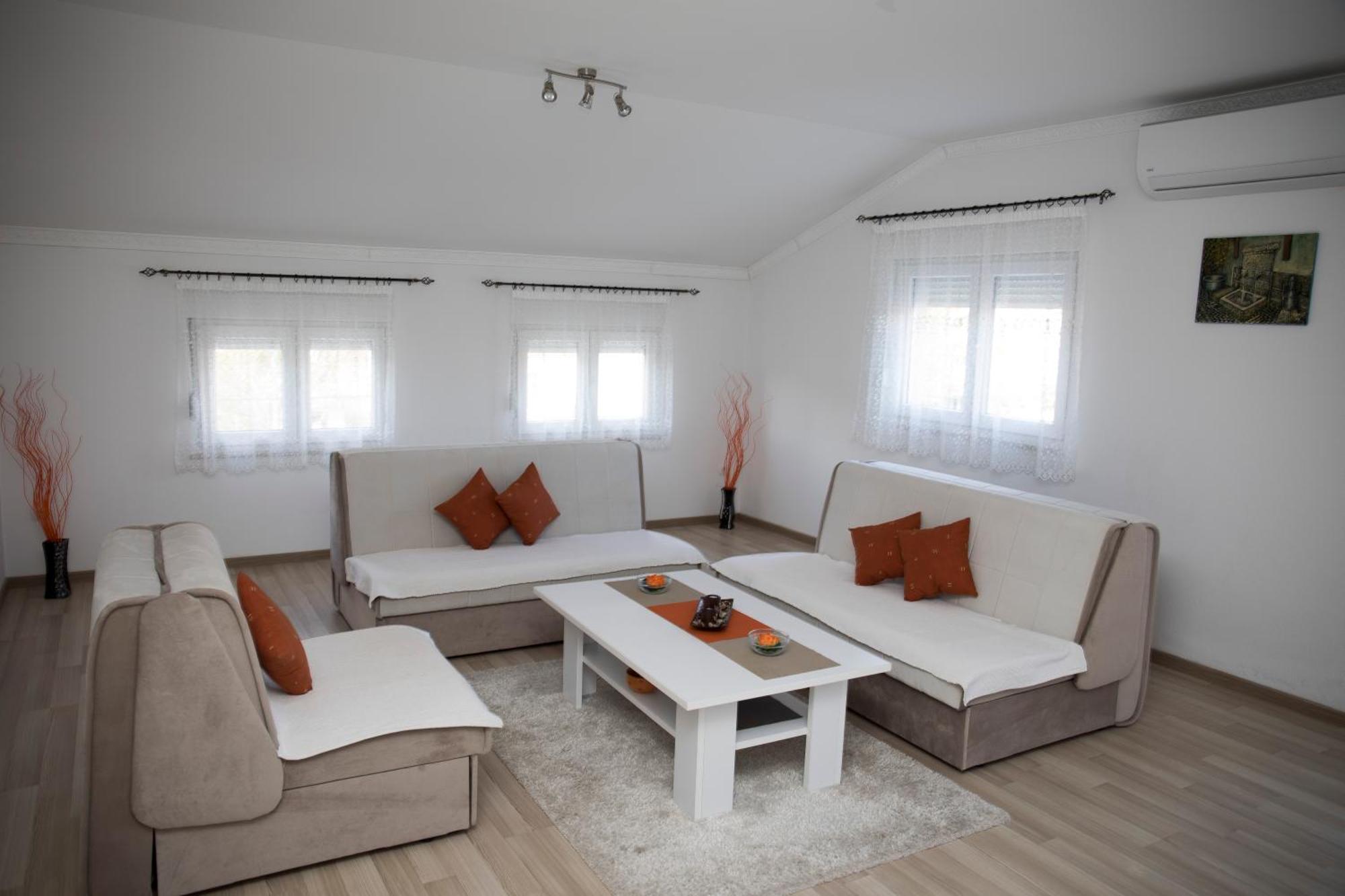 Relax Guest House Благай Екстер'єр фото