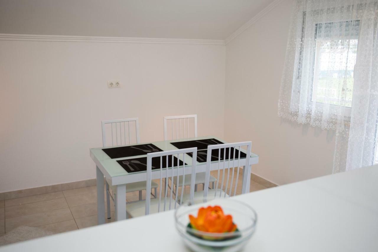 Relax Guest House Благай Екстер'єр фото