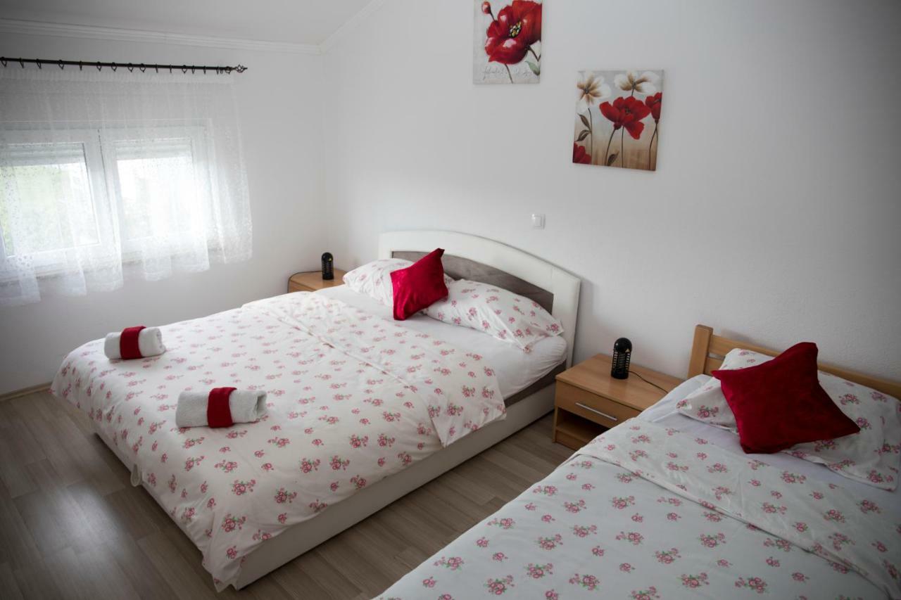 Relax Guest House Благай Екстер'єр фото